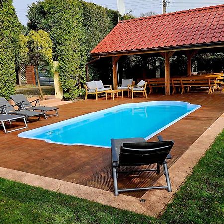 Holiday Home In Kolczewo With The Private Pool 220 Qm Eksteriør bilde