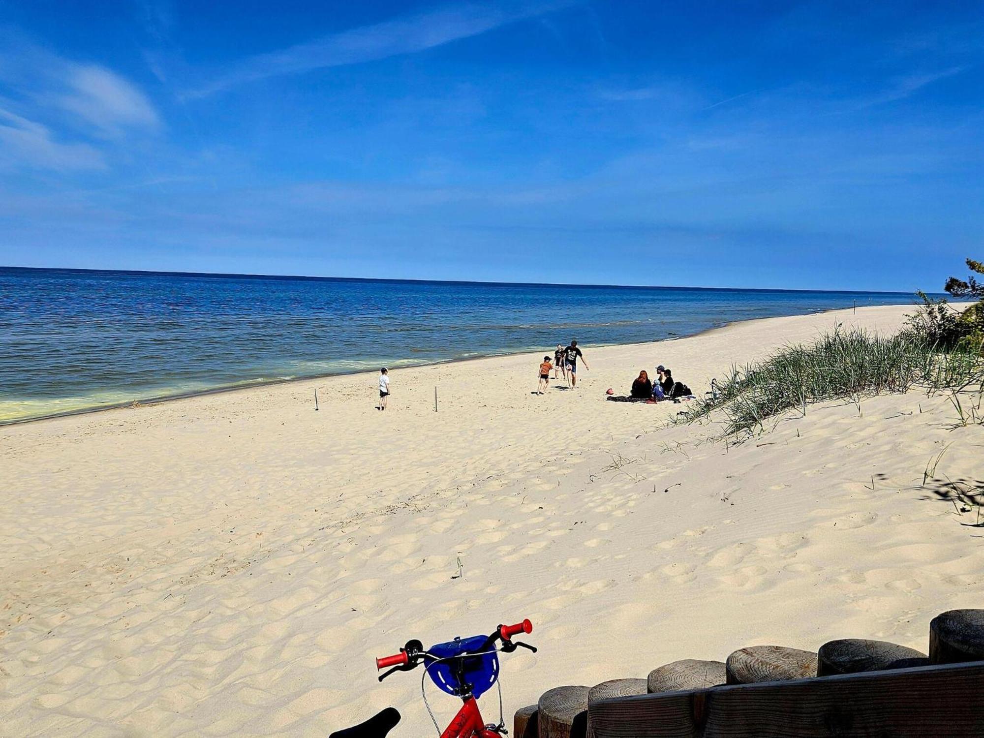 Holiday Home In Kolczewo With The Private Pool 220 Qm Eksteriør bilde