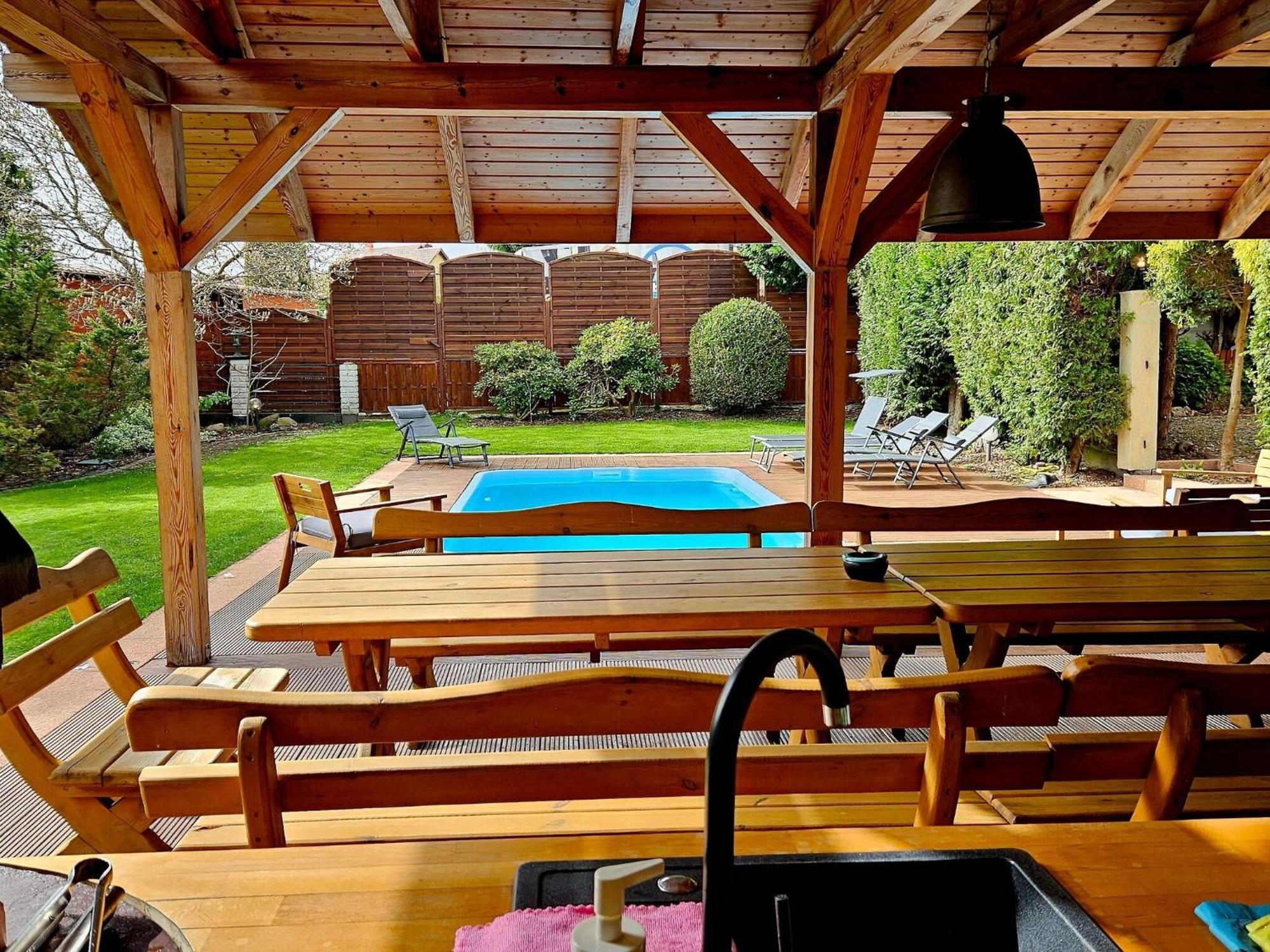 Holiday Home In Kolczewo With The Private Pool 220 Qm Eksteriør bilde