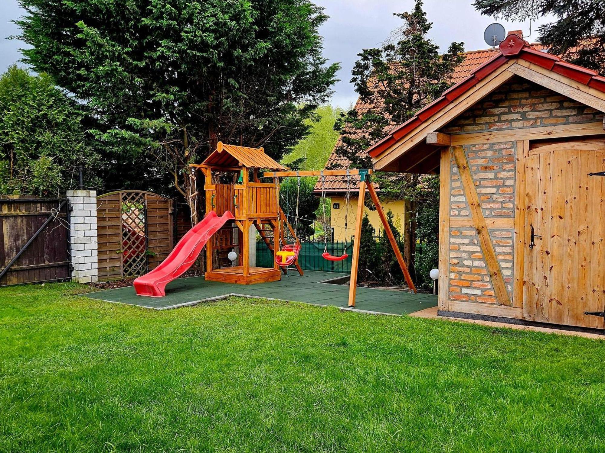Holiday Home In Kolczewo With The Private Pool 220 Qm Eksteriør bilde