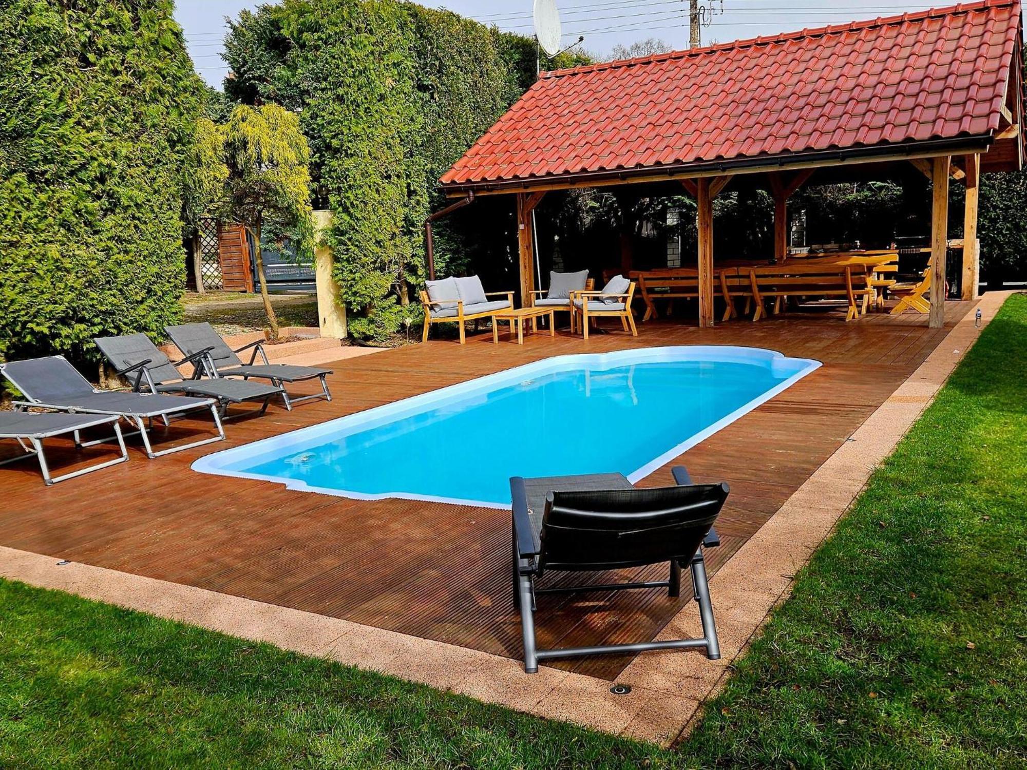 Holiday Home In Kolczewo With The Private Pool 220 Qm Eksteriør bilde